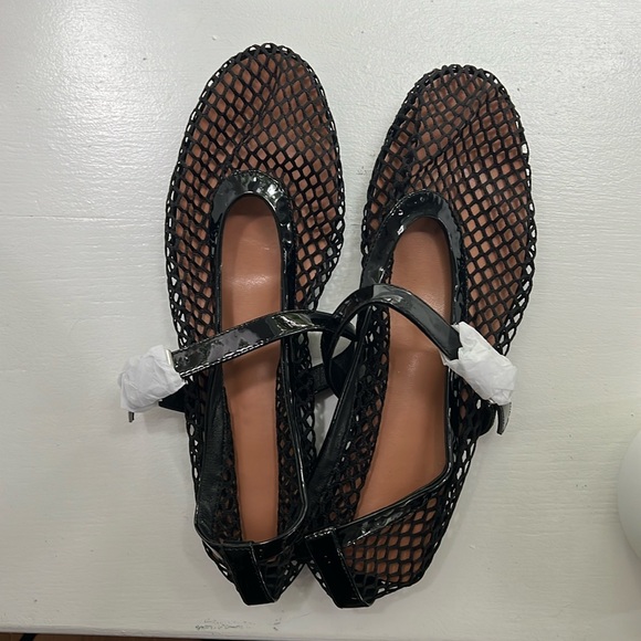 NWT Mesh Ballerina slippers - Picture 2 of 2